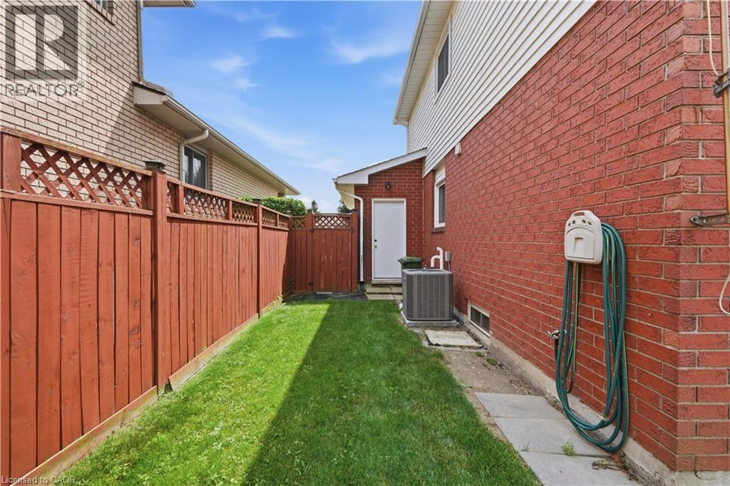 31 Fano Drive, Hamilton, ON - Outdoor With Exterior