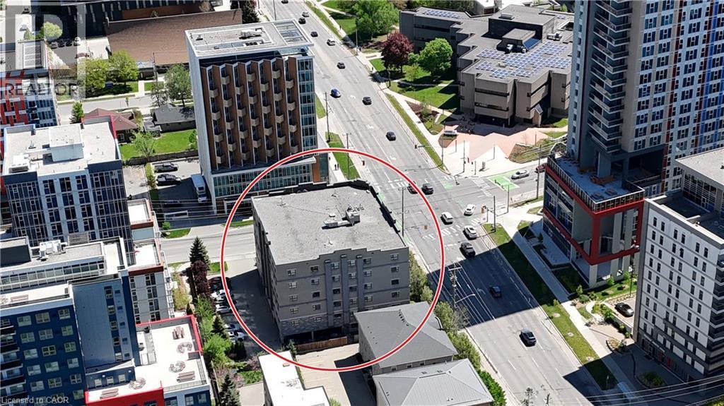96 University Avenue W, Waterloo, ON - Outdoor