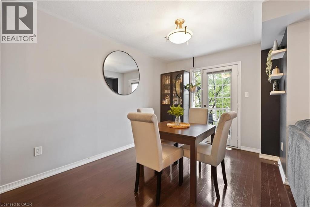 7 Sirente Drive Unit# 7, Hamilton, ON - Indoor Photo Showing Dining Room