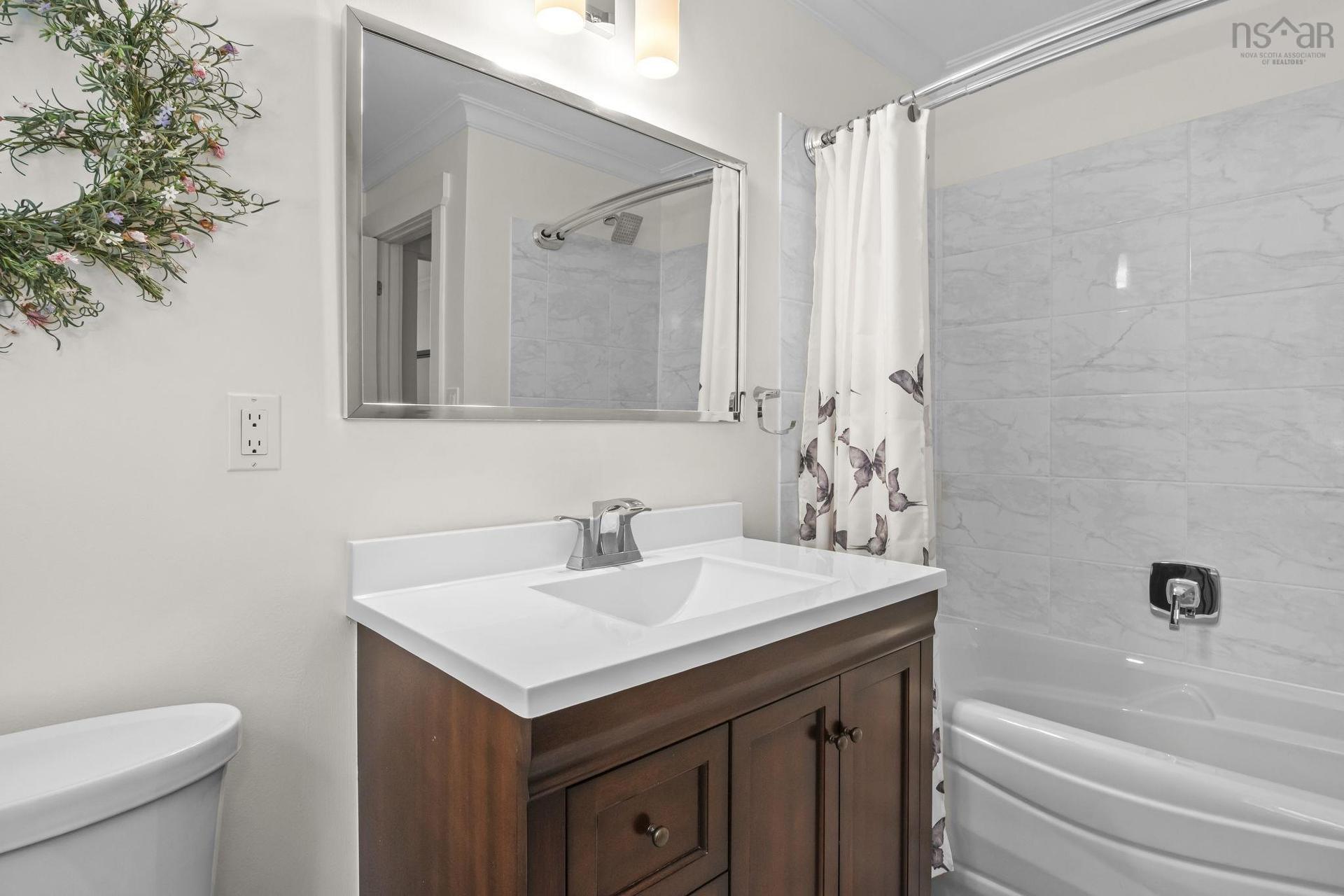 116 Whitecap Ridge, Black Point, NS - Indoor Photo Showing Bathroom