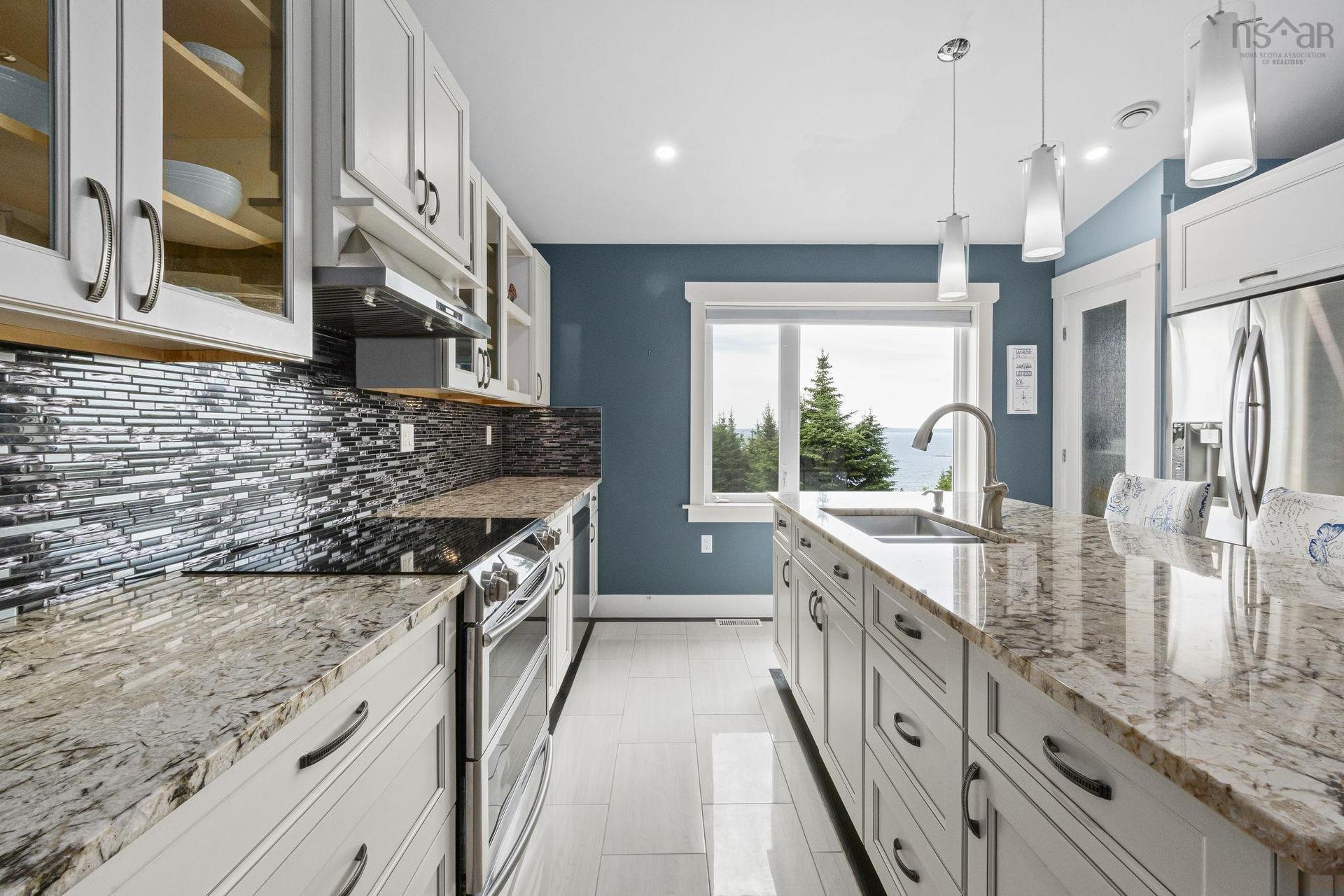 116 Whitecap Ridge, Black Point, NS - Indoor Photo Showing Kitchen With Double Sink With Upgraded Kitchen