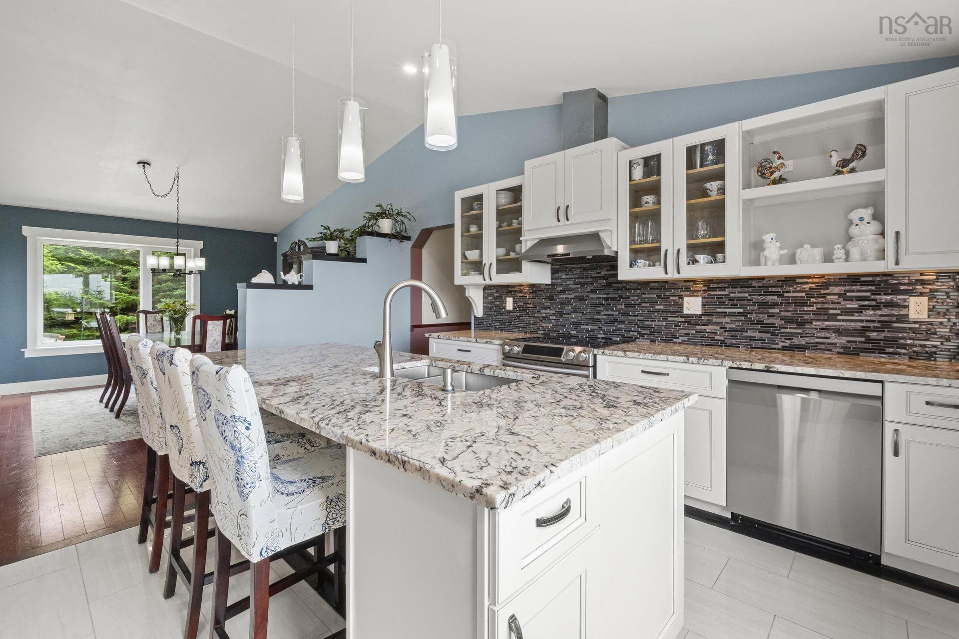 116 Whitecap Ridge, Black Point, NS - Indoor Photo Showing Kitchen With Upgraded Kitchen
