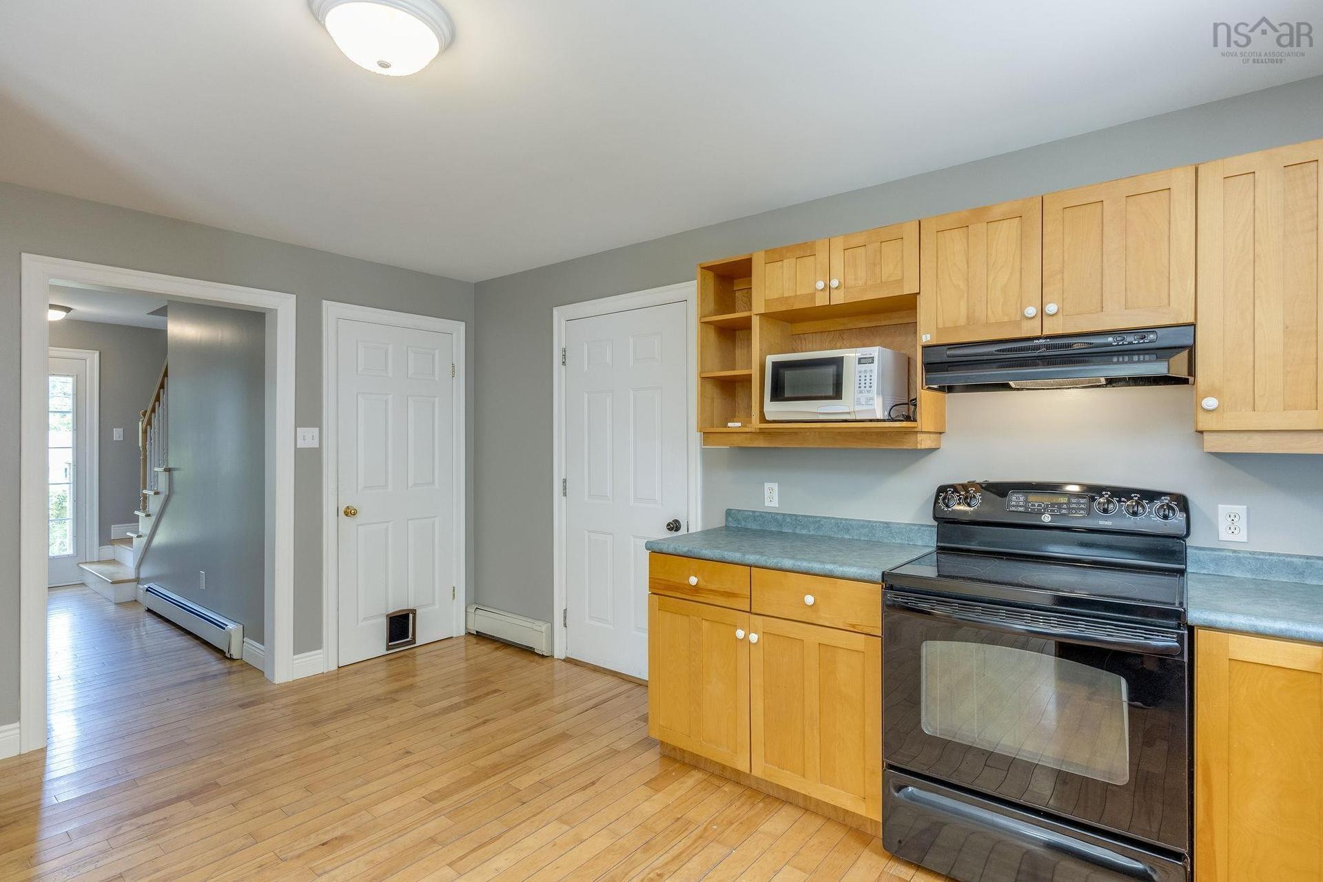 174 Prospect Avenue, Kentville, NS - Indoor Photo Showing Kitchen