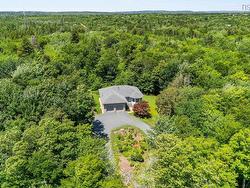 21 Cedarcrest Drive Hammonds Plains, NS B4B 1T3