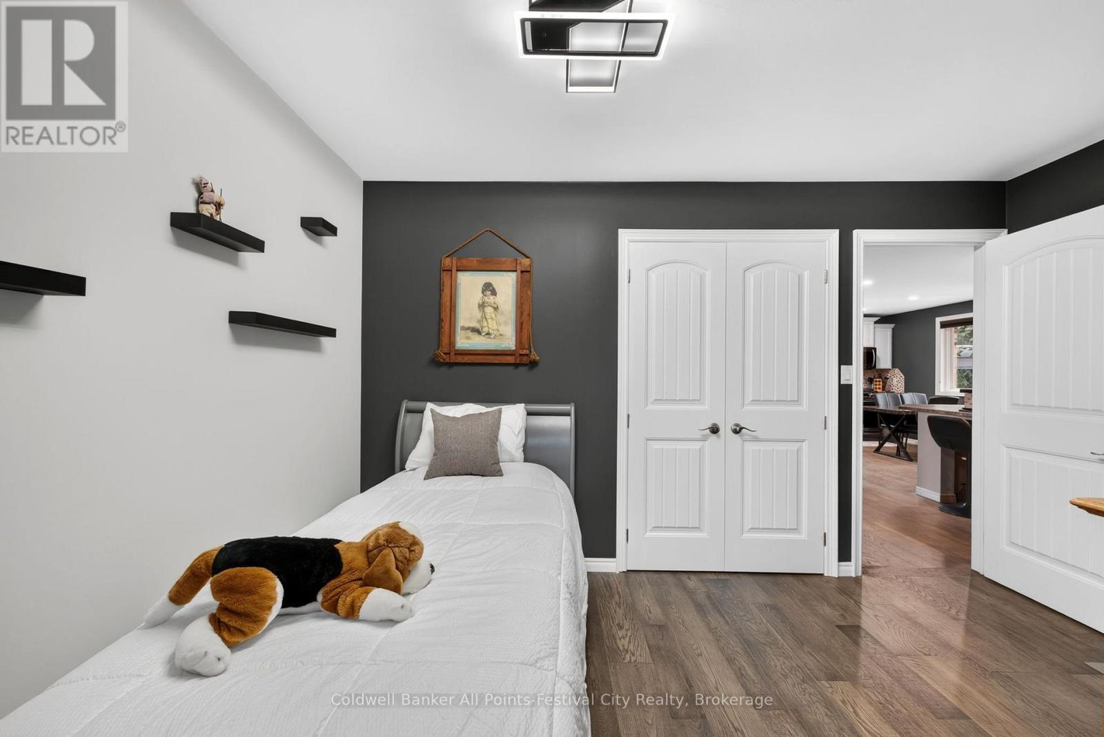 128 Cambria Road N, Goderich (Goderich (Town)), ON - Indoor Photo Showing Bedroom