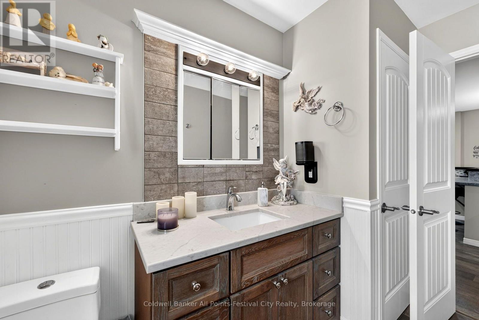 128 Cambria Road N, Goderich (Goderich (Town)), ON - Indoor Photo Showing Bathroom