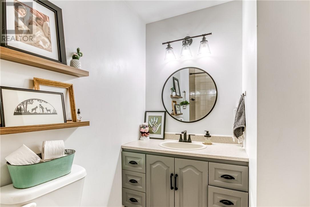 2016 Latimer Crescent, Sudbury, ON - Indoor Photo Showing Bathroom