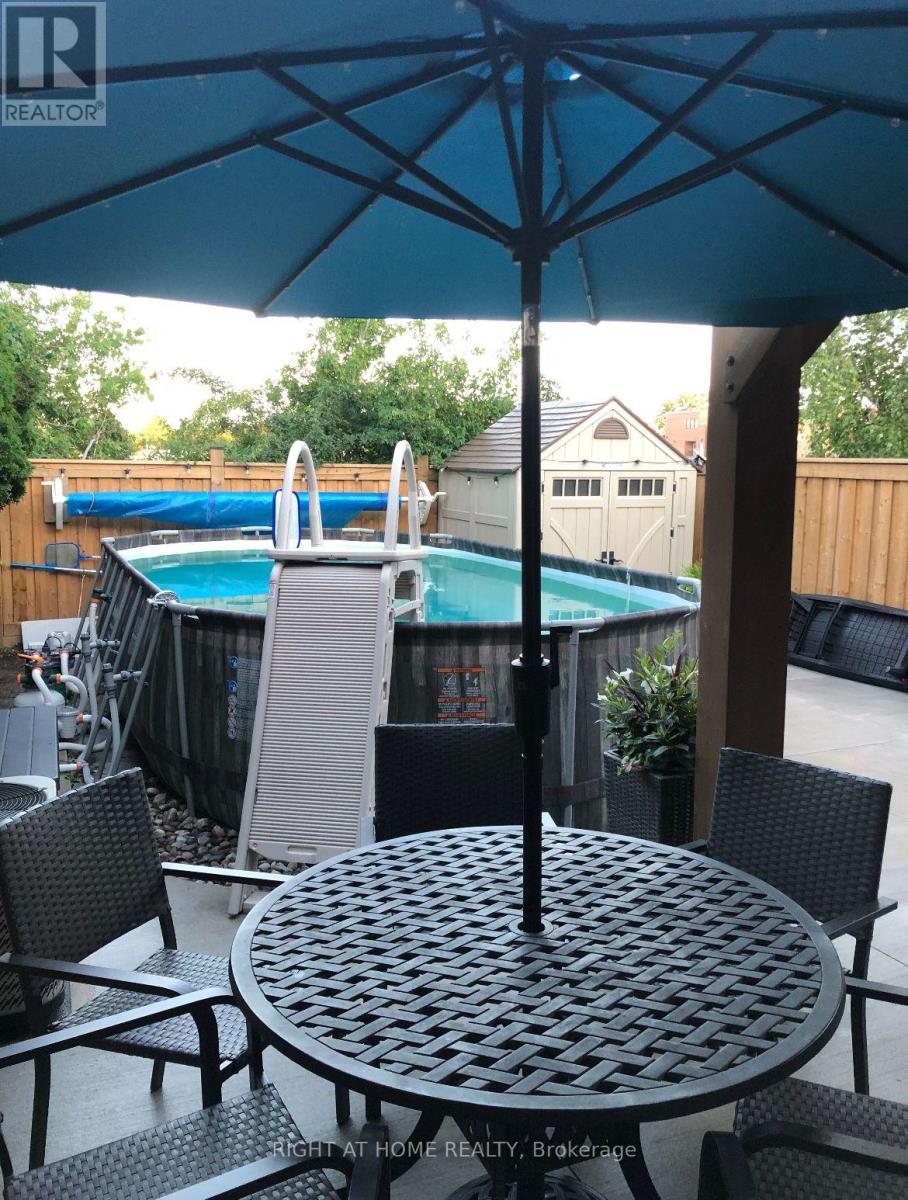 4164 Forest Fire Crescent, Mississauga, ON - Outdoor With Above Ground Pool