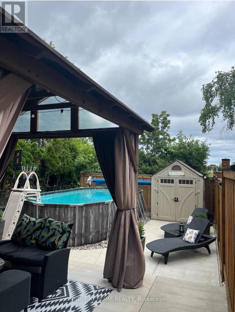 4164 Forest Fire Crescent, Mississauga, ON - Outdoor With Deck Patio Veranda With Exterior