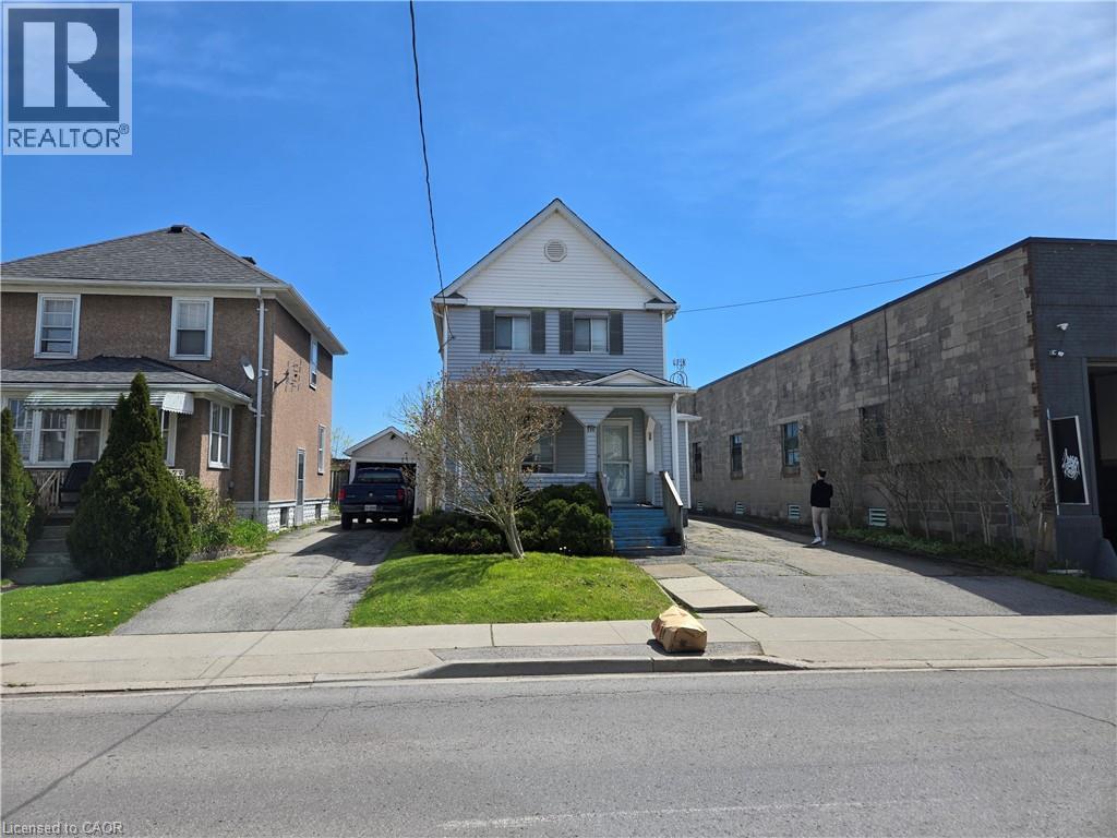 224 Burgar Street, Welland, ON - Outdoor With Facade