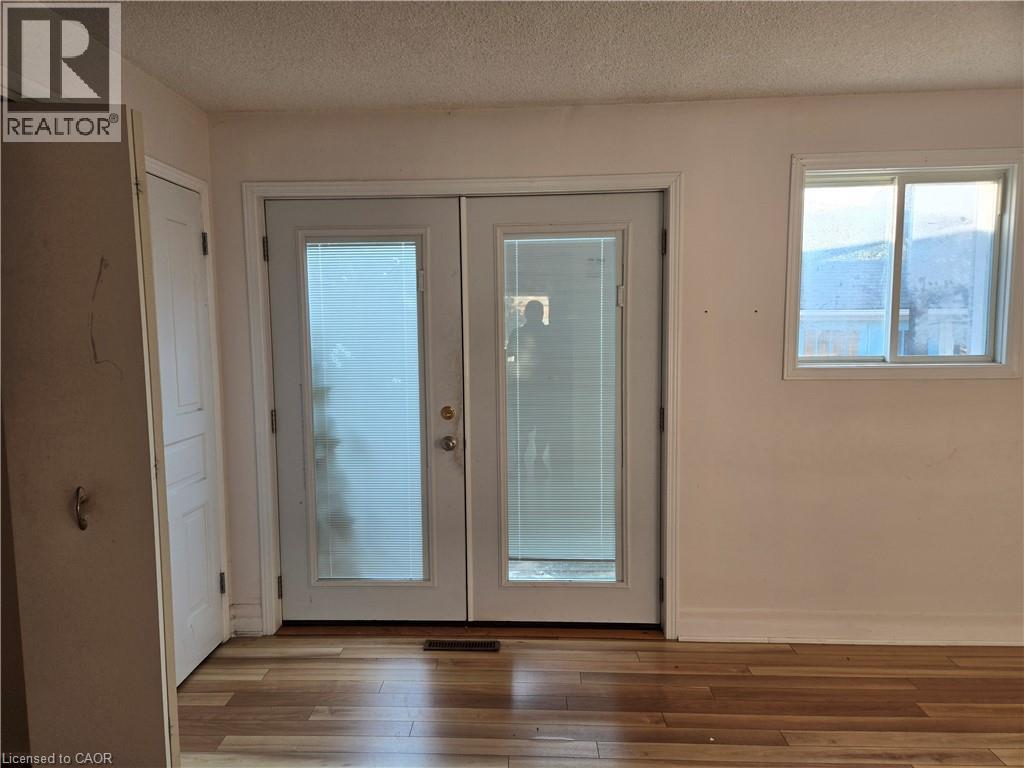 224 Burgar Street, Welland, ON - Indoor Photo Showing Other Room