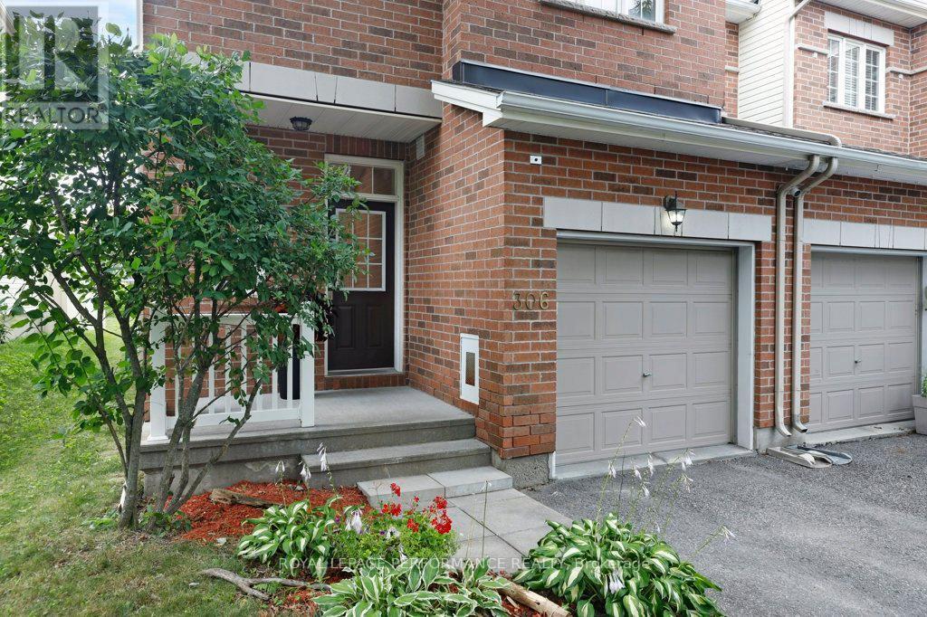 306 Waymark Crescent, Ottawa, ON - Outdoor With Exterior