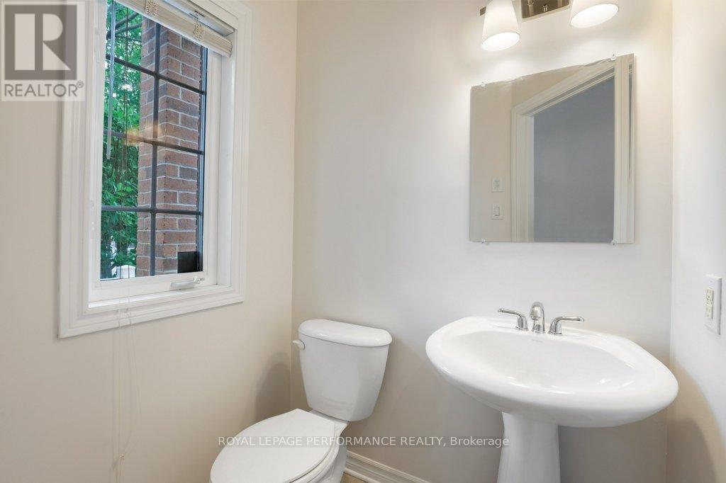 306 Waymark Crescent, Ottawa, ON - Indoor Photo Showing Bathroom