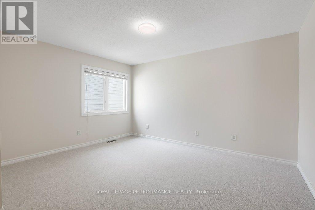 306 Waymark Crescent, Ottawa, ON - Indoor Photo Showing Other Room