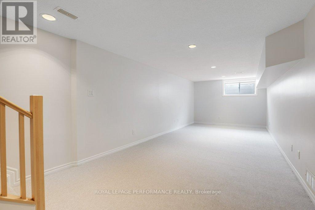 306 Waymark Crescent, Ottawa, ON - Indoor