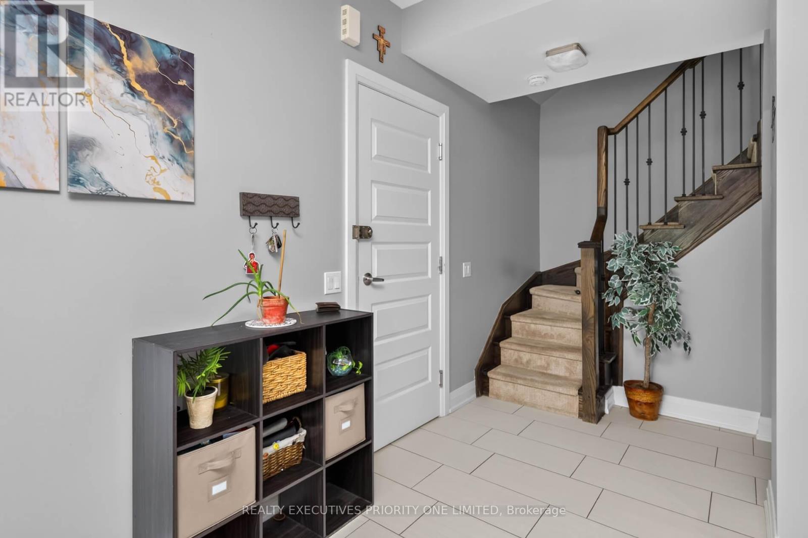 59 - 8161 Kipling Avenue, Vaughan, ON - Indoor Photo Showing Other Room