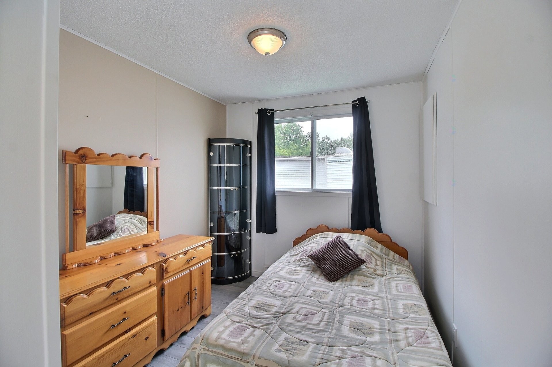 Chambre à coucher - 38 Rue Dumont O., Rouyn-Noranda, QC - Indoor Photo Showing Bedroom