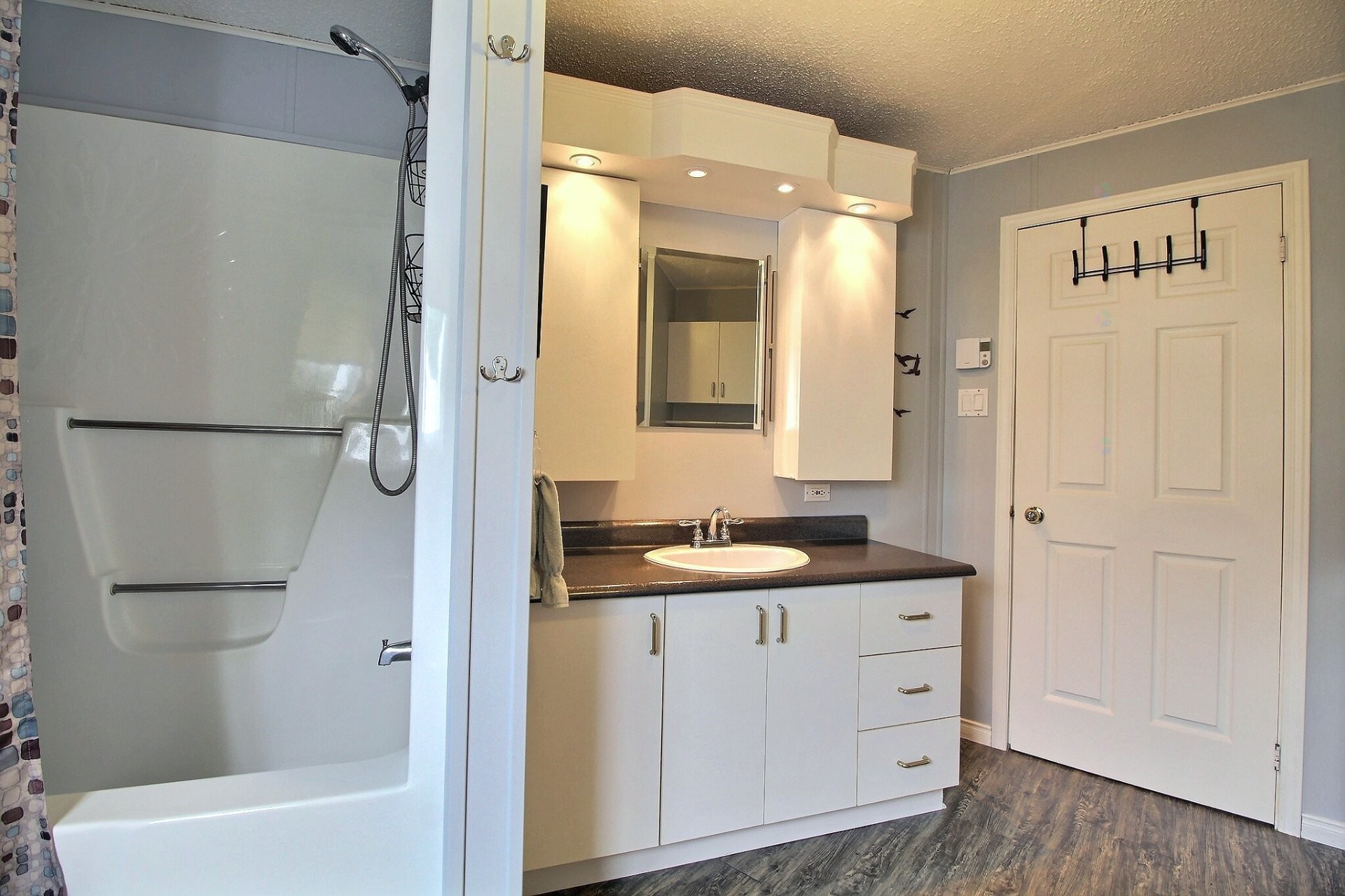 Salle de bains - 38 Rue Dumont O., Rouyn-Noranda, QC - Indoor Photo Showing Bathroom