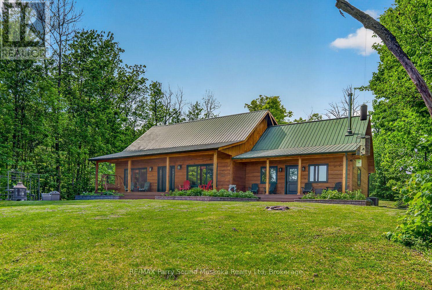 48 Wendy'S Lane, Mckellar, ON - Outdoor With Deck Patio Veranda