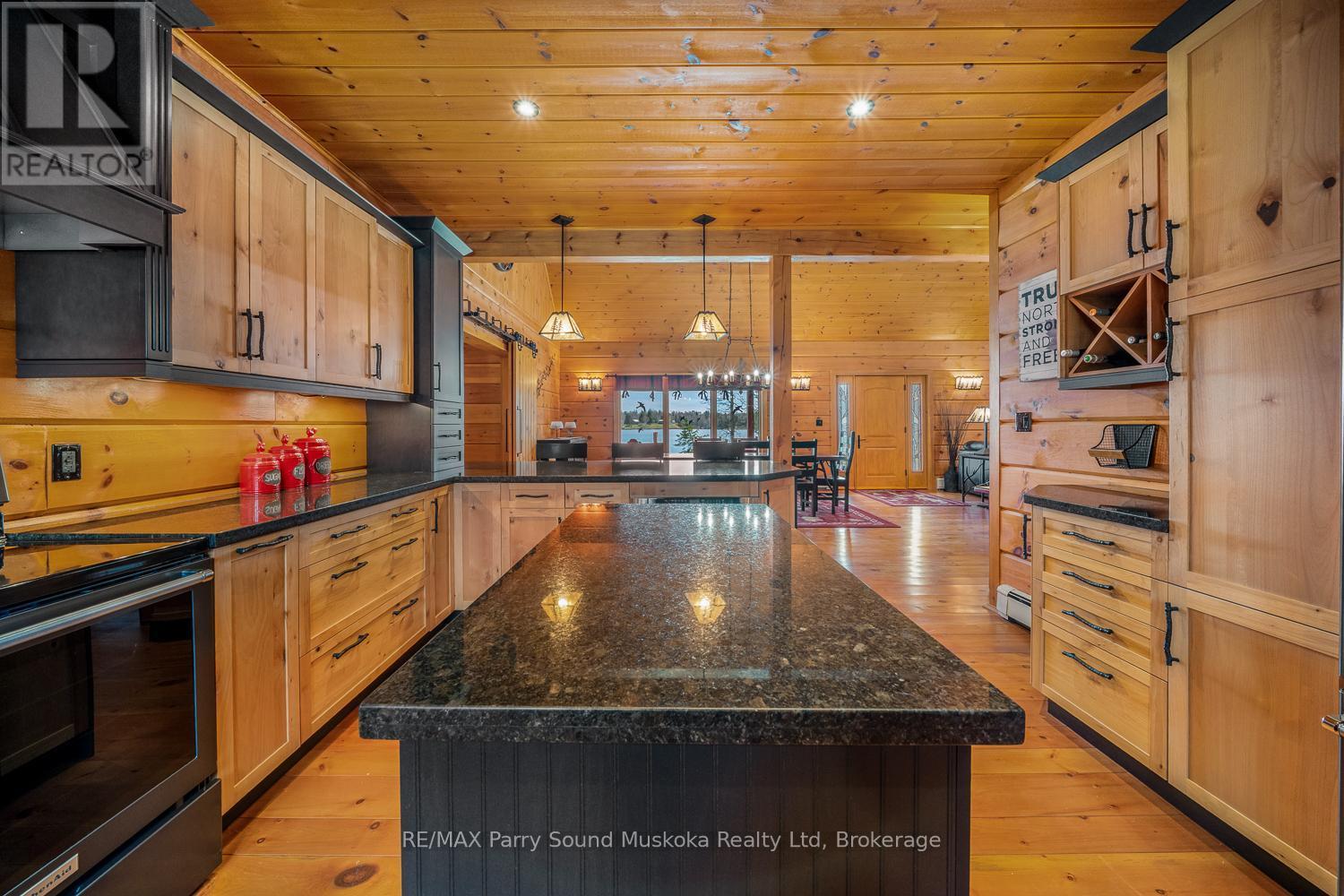 48 Wendy'S Lane, Mckellar, ON - Indoor Photo Showing Kitchen