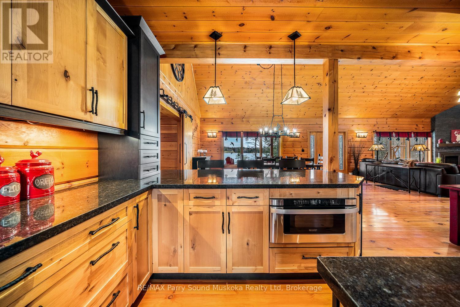 48 Wendy'S Lane, Mckellar, ON - Indoor Photo Showing Kitchen