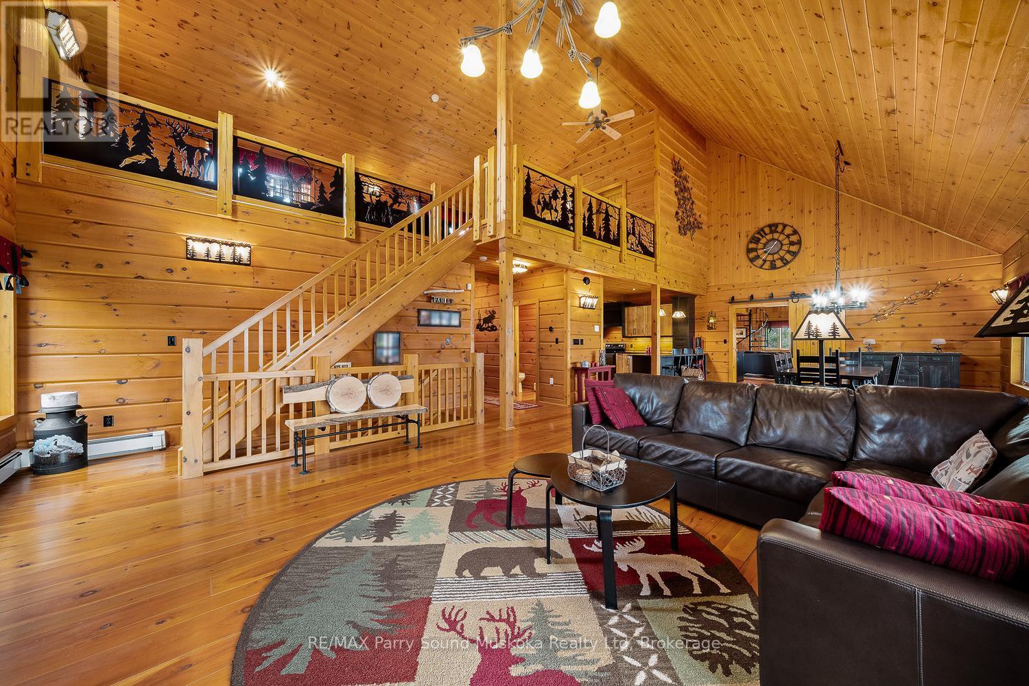 48 Wendy'S Lane, Mckellar, ON - Indoor Photo Showing Living Room