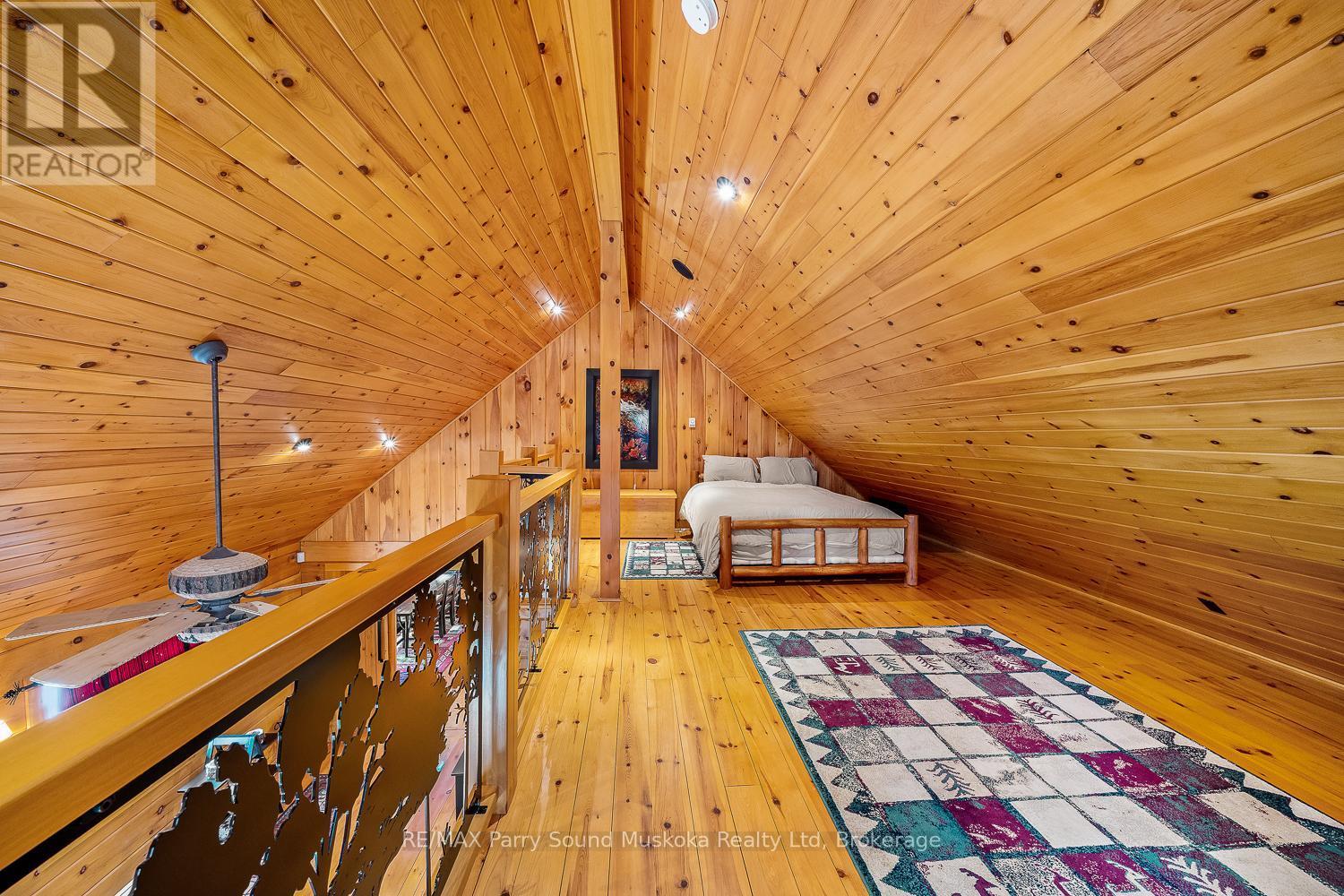 48 Wendy'S Lane, Mckellar, ON - Indoor Photo Showing Other Room