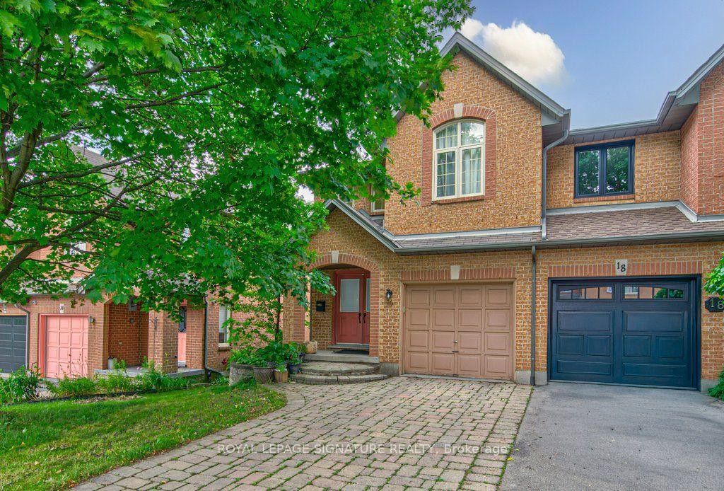 16 Westvillage Drive, Hamilton, ON - Outdoor