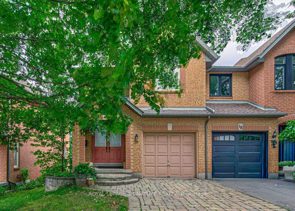 16 Westvillage Drive, Hamilton, ON - Outdoor