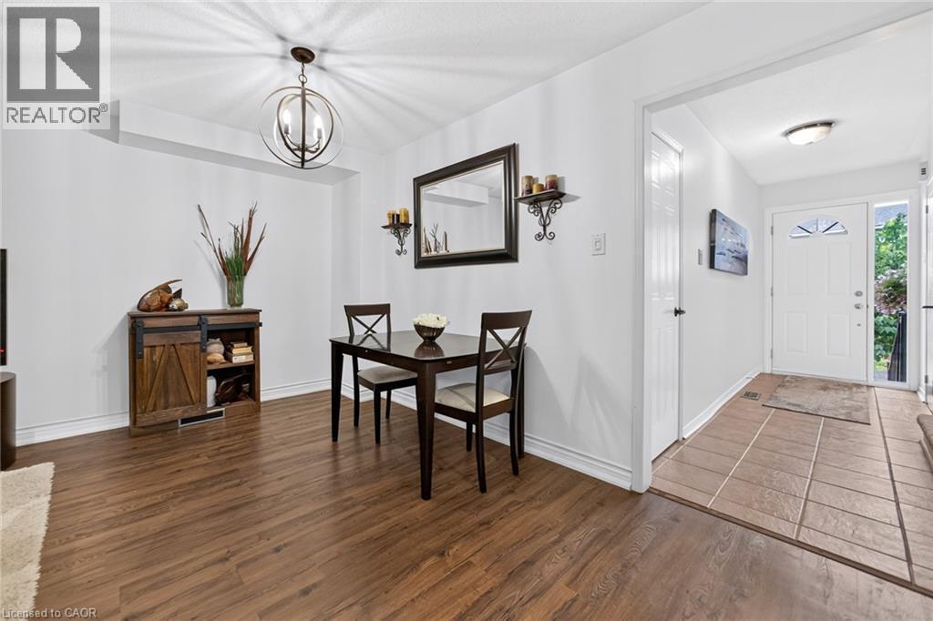 3 Beverly Lane, Georgetown, ON - Indoor