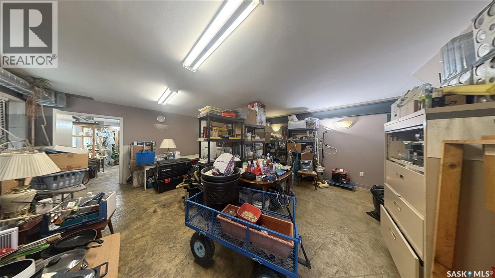 318 K Avenue S, Saskatoon, SK
