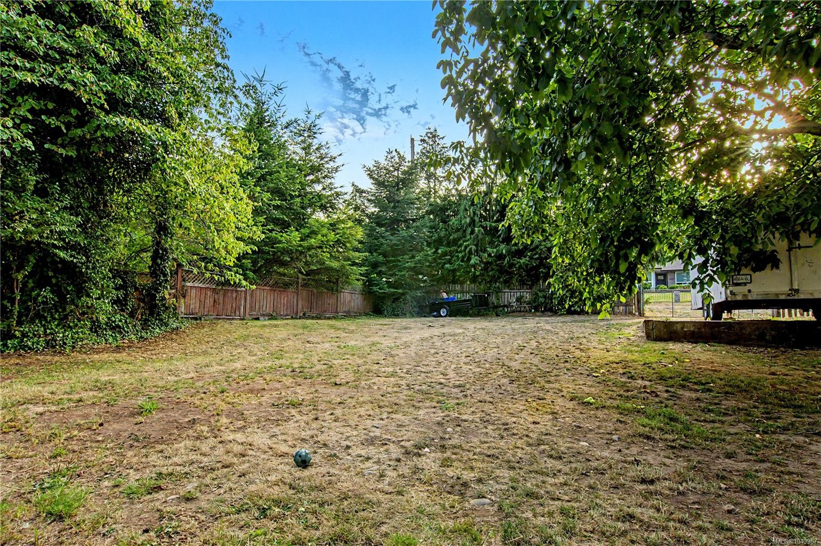 159 Roberta Rd West, Nanaimo, BC