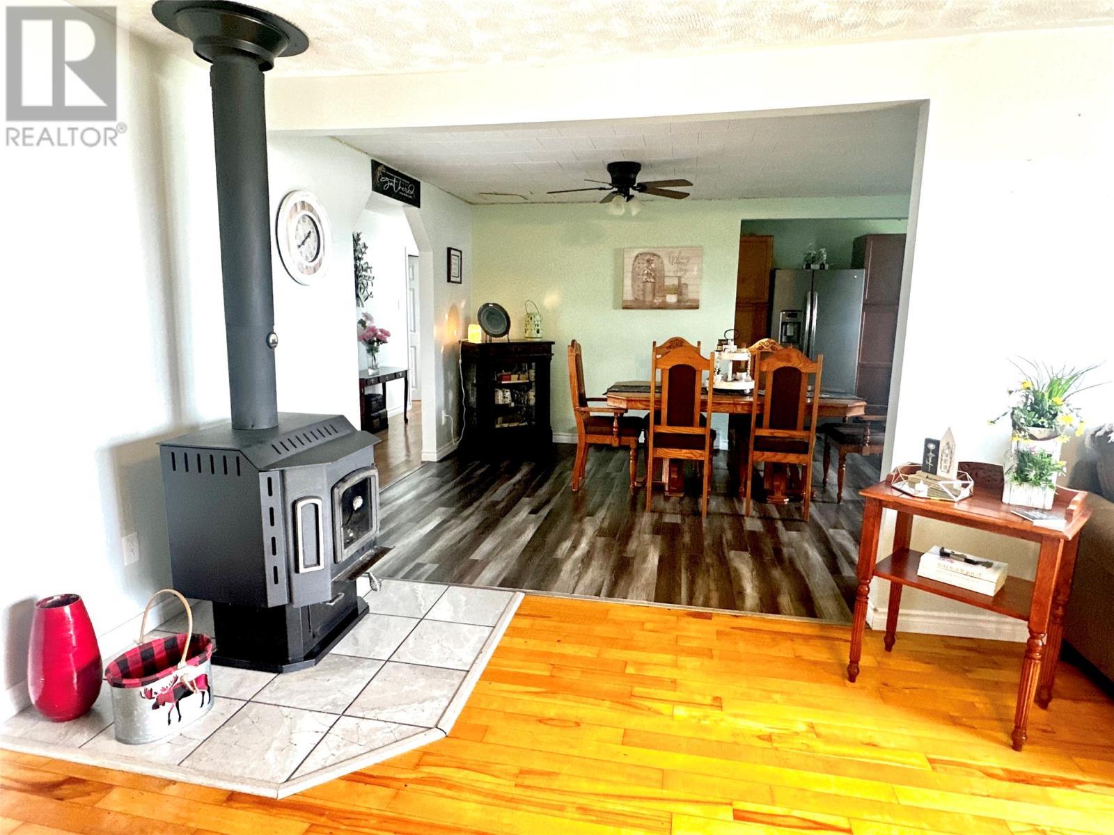3 Sunset Drive, Badger, NL - Indoor Photo Showing Other Room