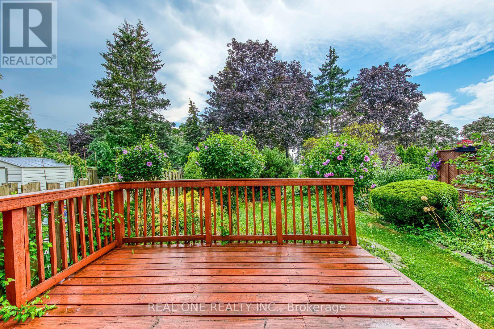 741 Queensbridge Drive, Mississauga, ON - Outdoor With Deck Patio Veranda