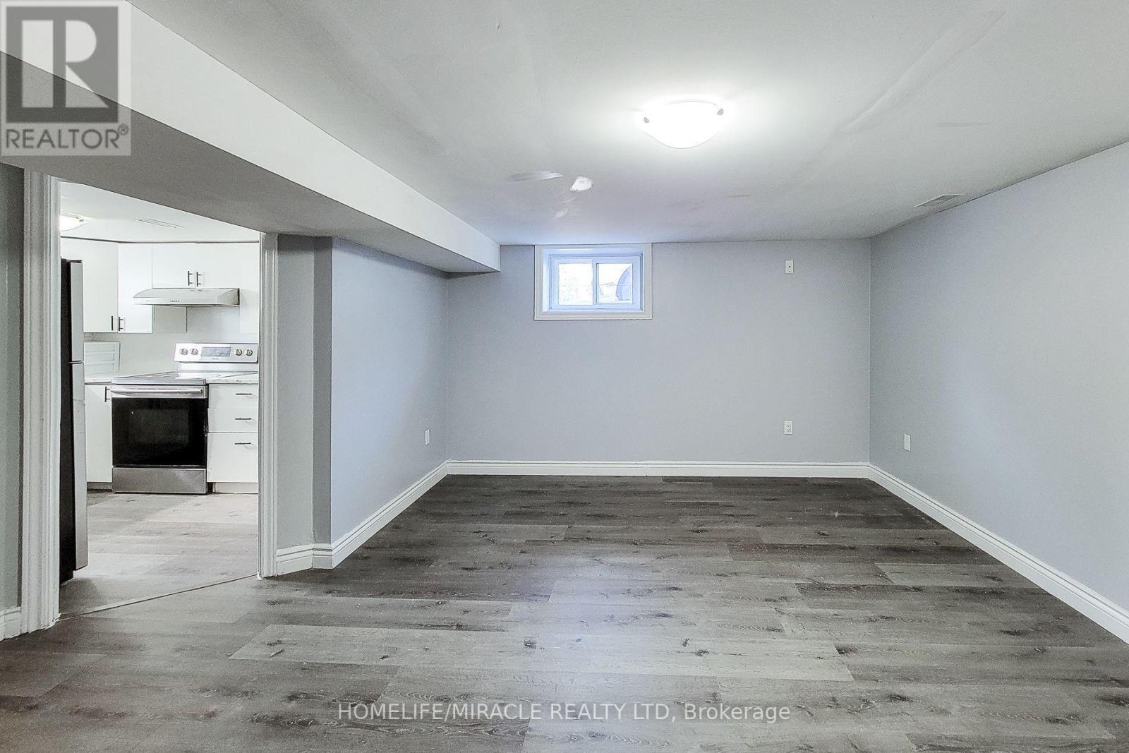 87 Rice Road, Welland, ON - Indoor