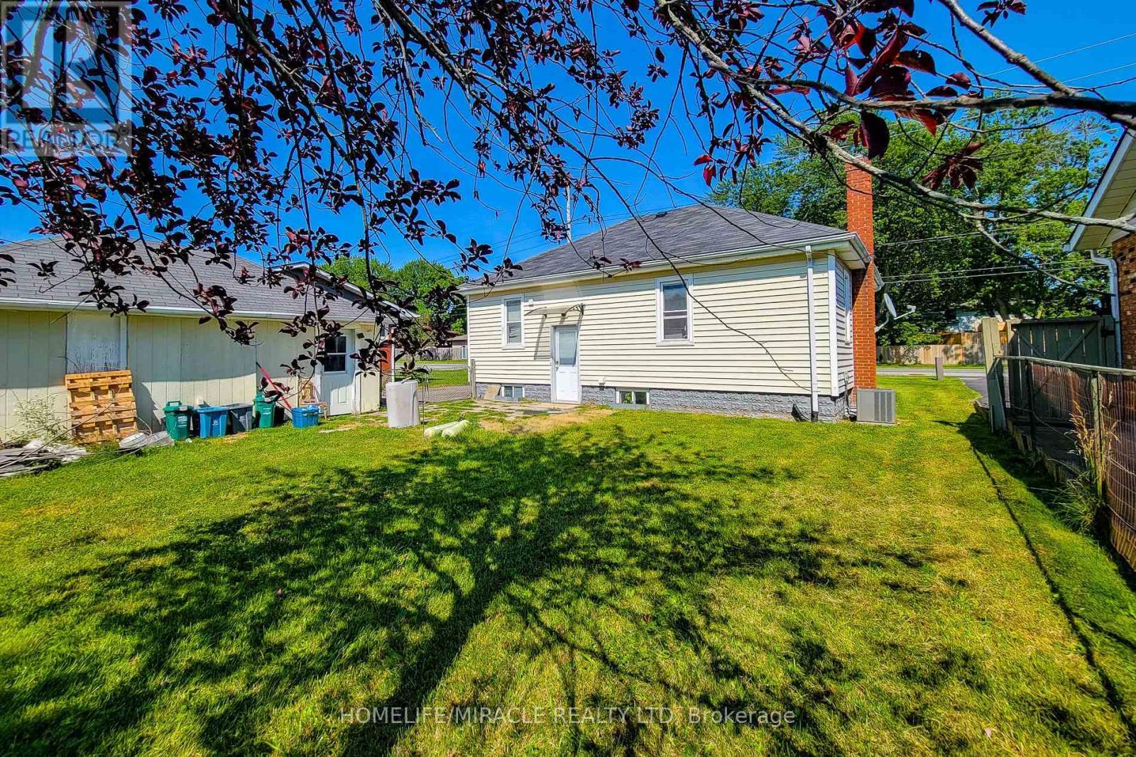 87 Rice Road, Welland, ON - Outdoor
