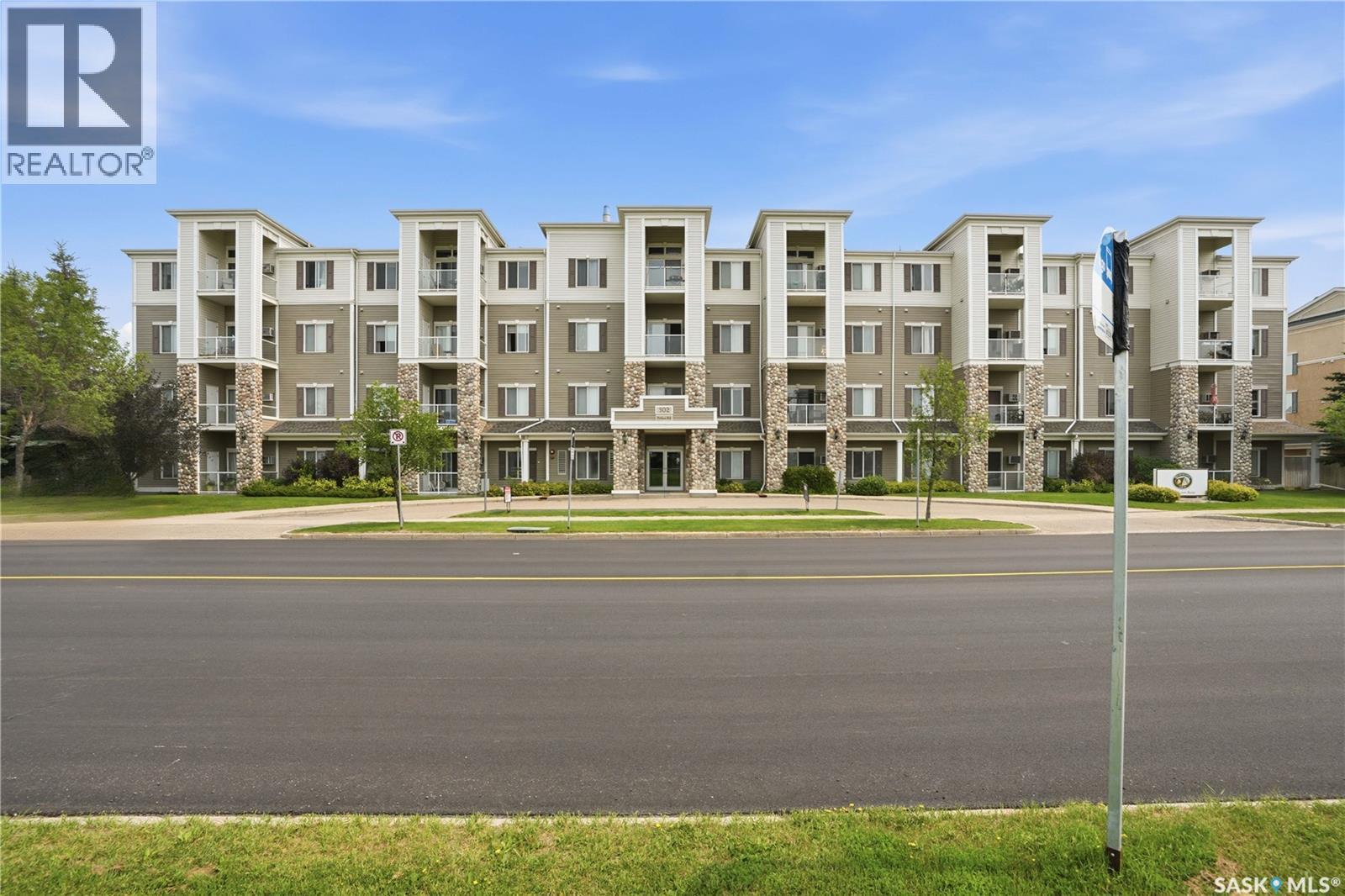 303 302 Nelson Road, Saskatoon, SK - Outdoor With Balcony With Facade