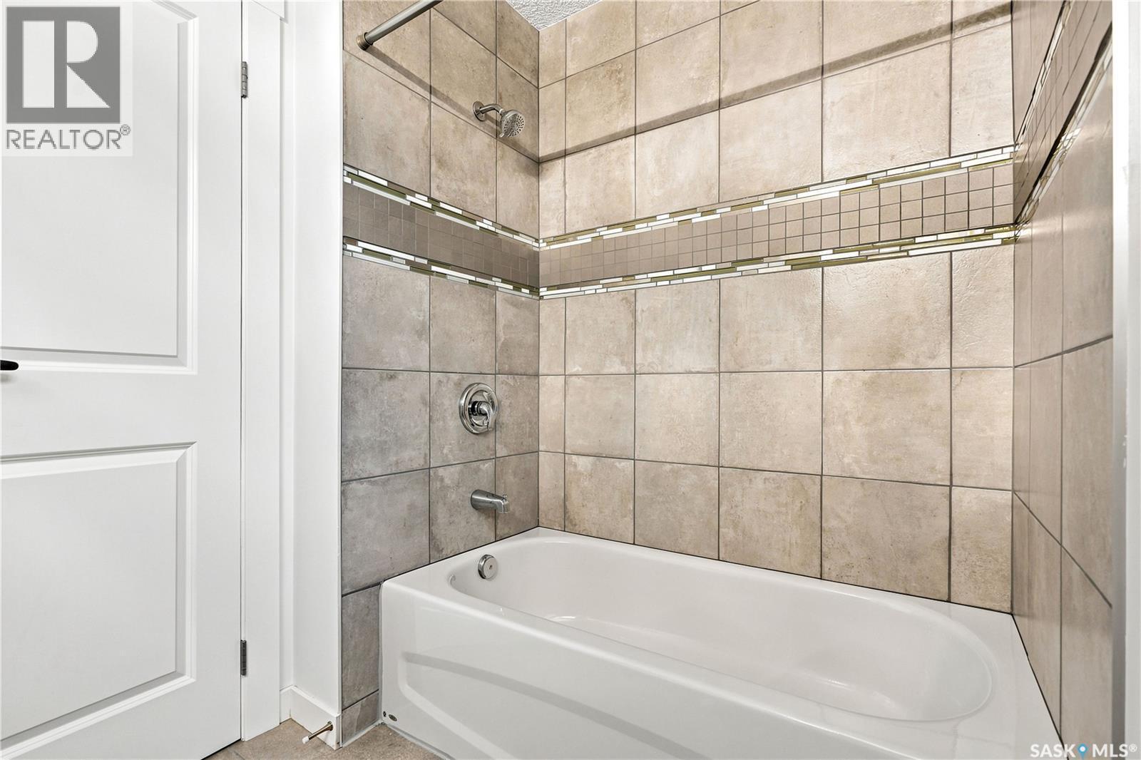746 Wilkinson Way, Saskatoon, SK