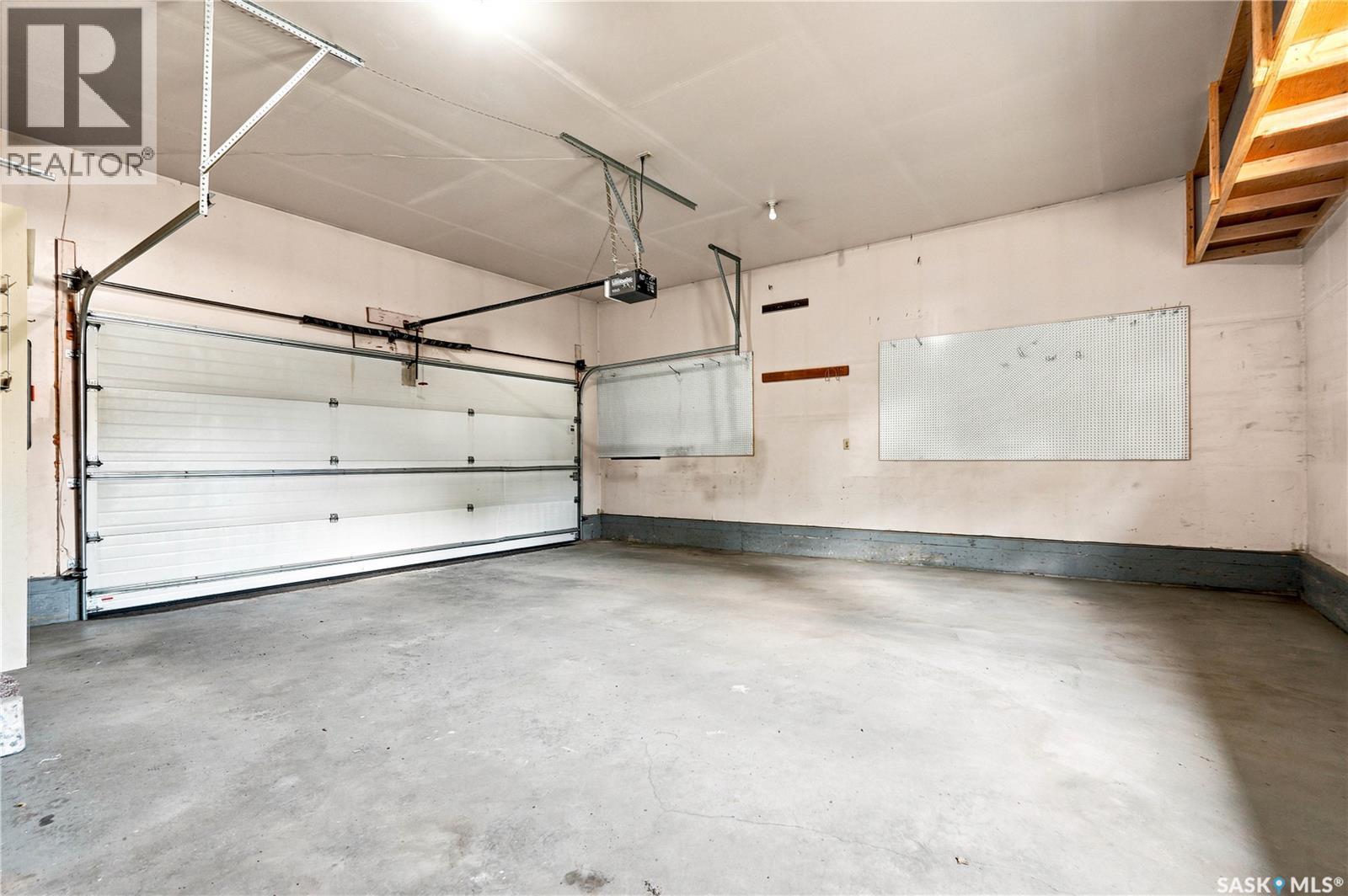 746 Wilkinson Way, Saskatoon, SK