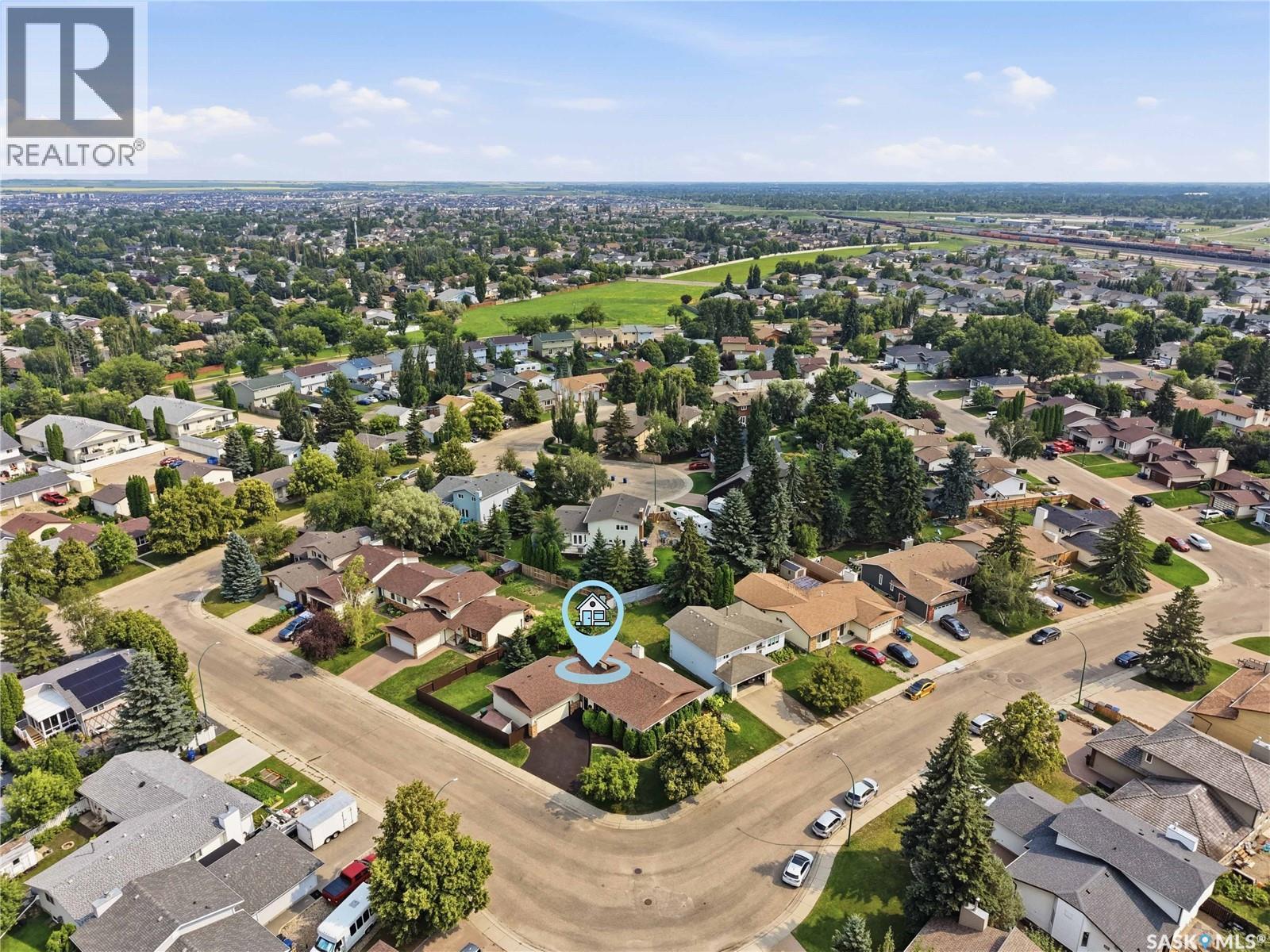746 Wilkinson Way, Saskatoon, SK
