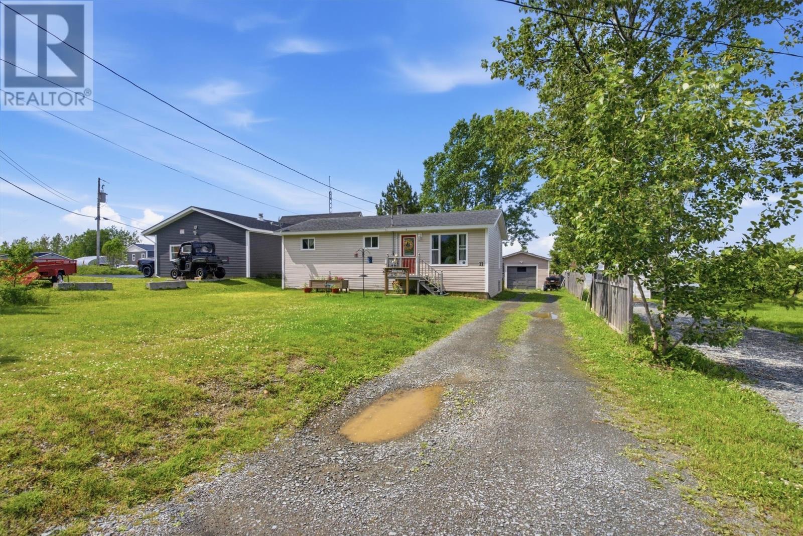 11 Pine Crescent, Birchy Bay, NL - Outdoor