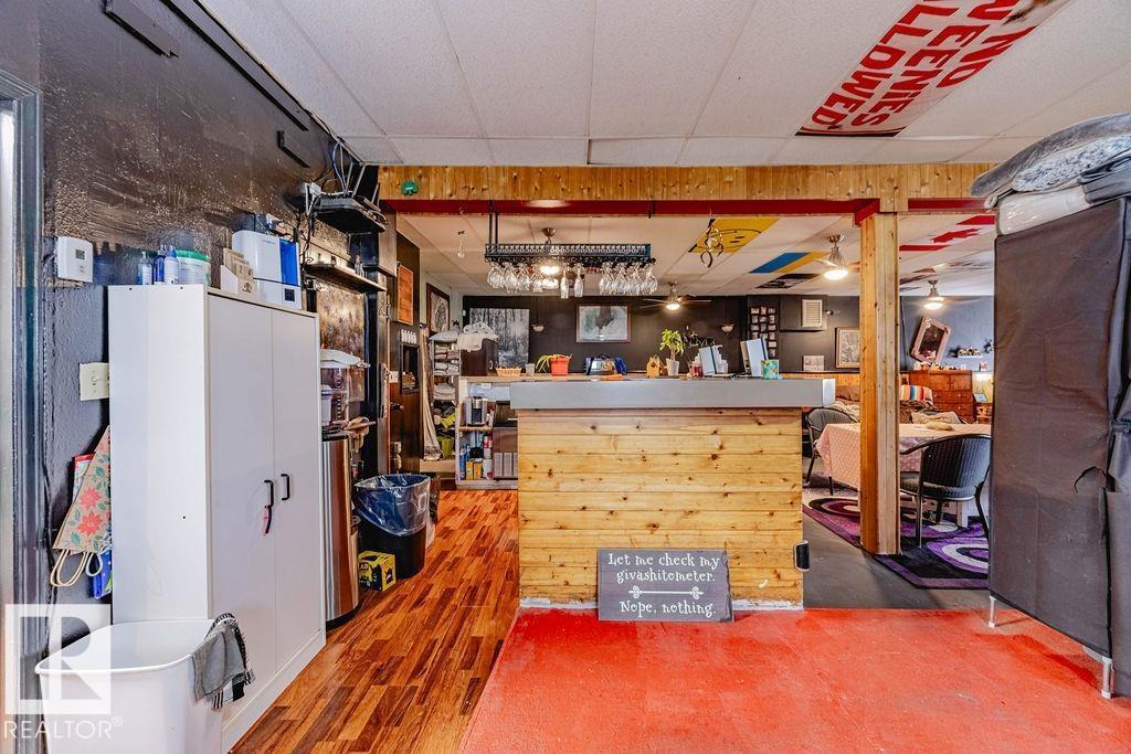 4912 50 St, Egremont, AB - Indoor