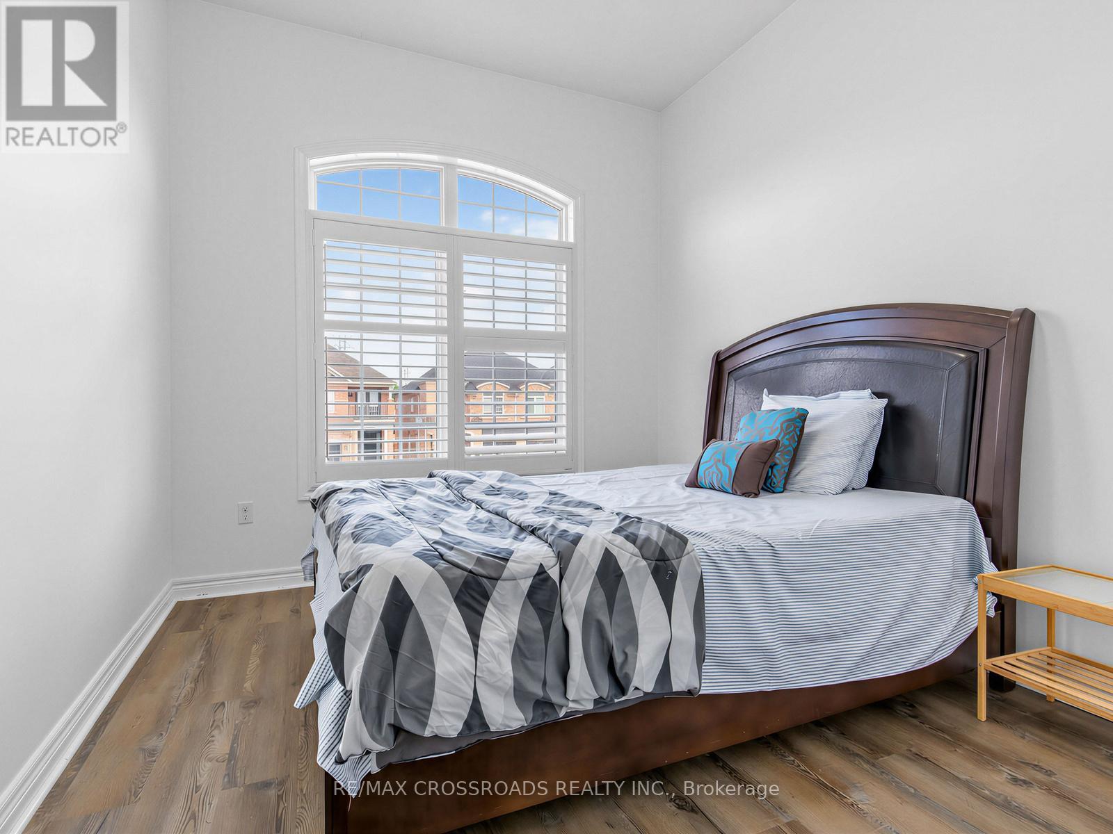 23 Worthview Drive S, Vaughan, ON - Indoor Photo Showing Bedroom
