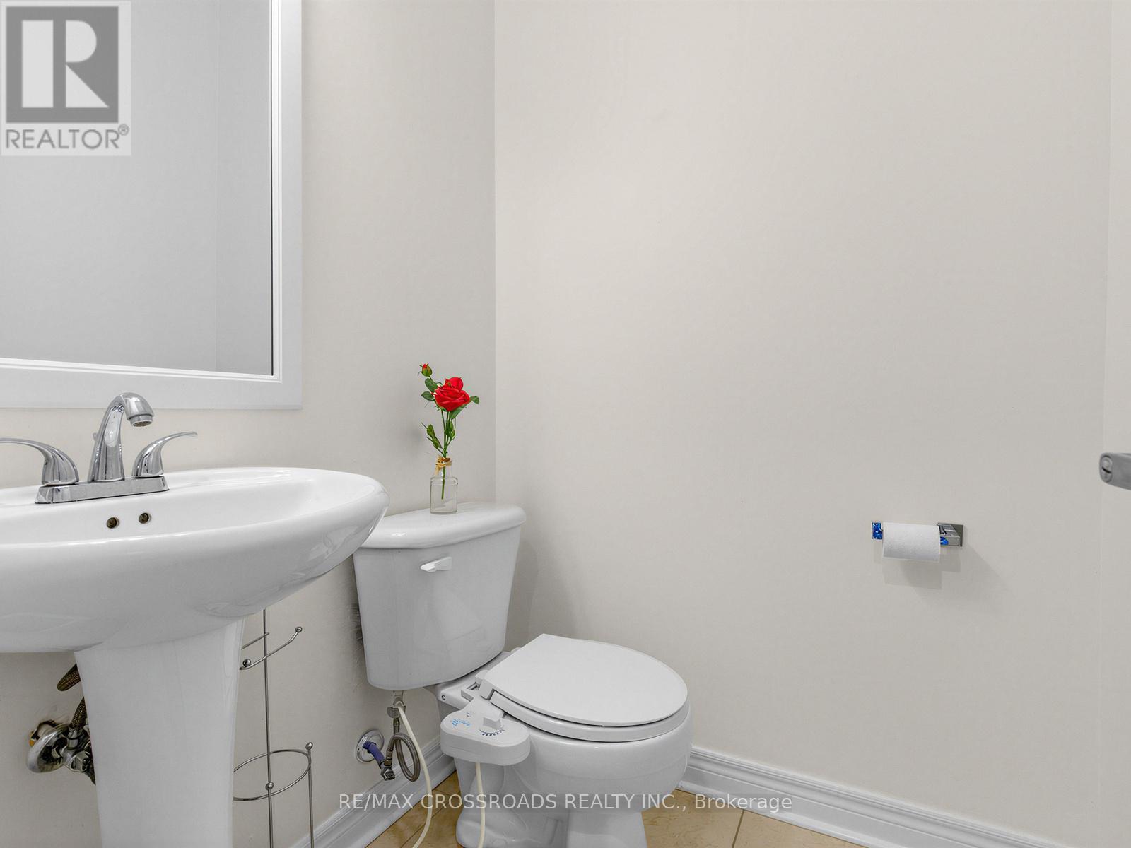 23 Worthview Drive S, Vaughan, ON - Indoor Photo Showing Bathroom