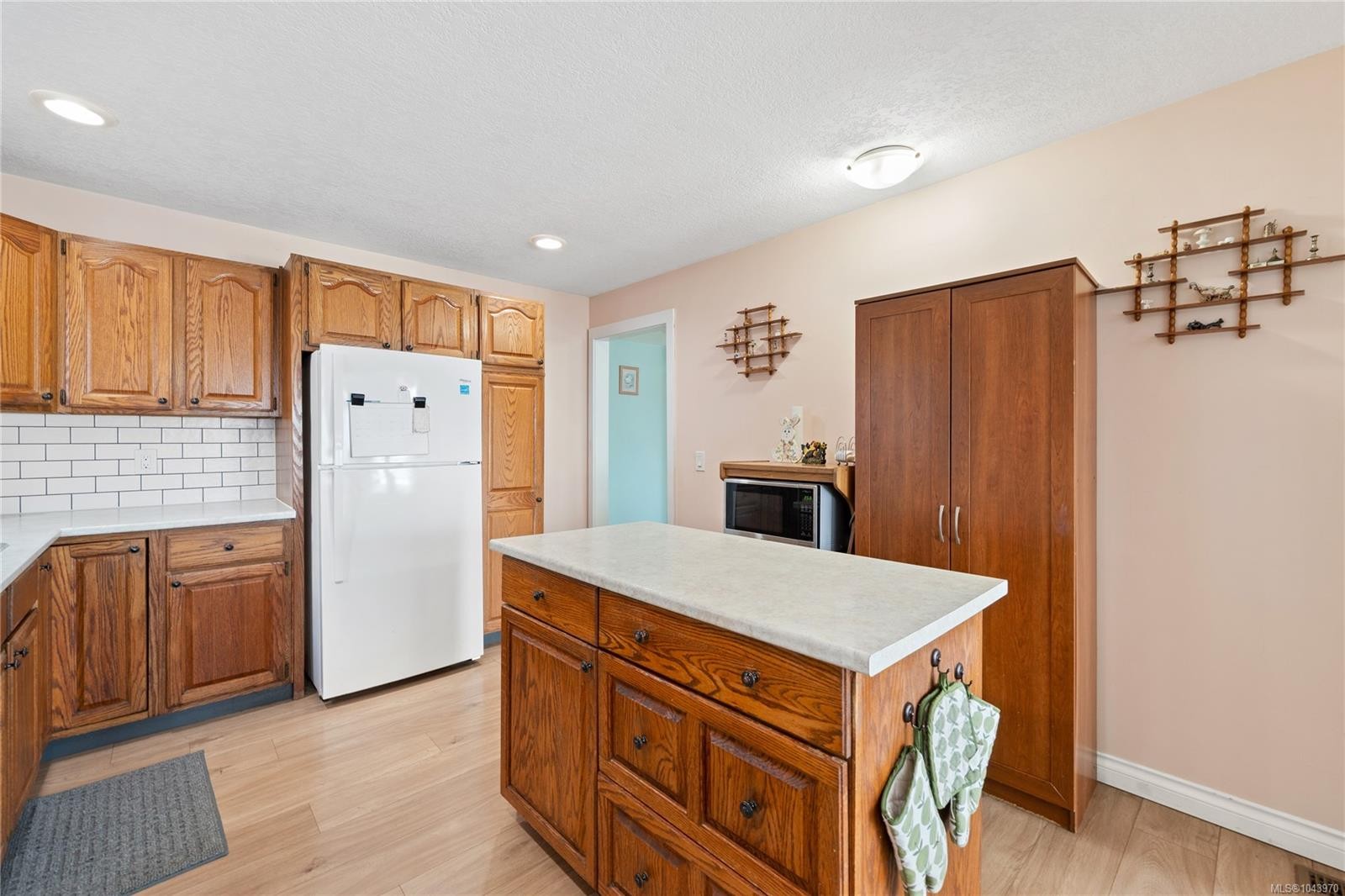 429 Davis Rd, Ladysmith, BC