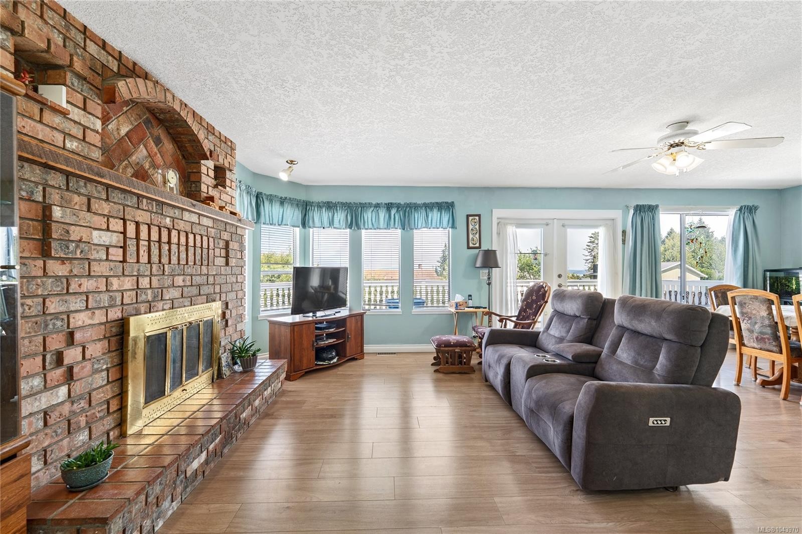 429 Davis Rd, Ladysmith, BC