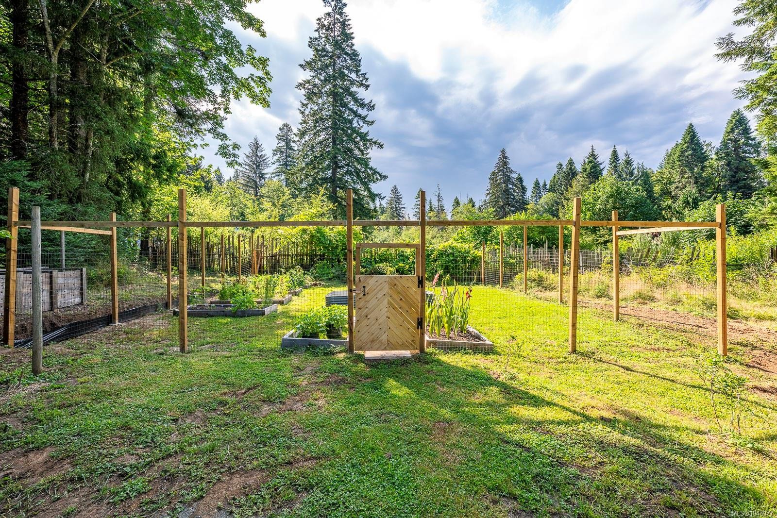 7003 River Ave North, Courtenay, BC