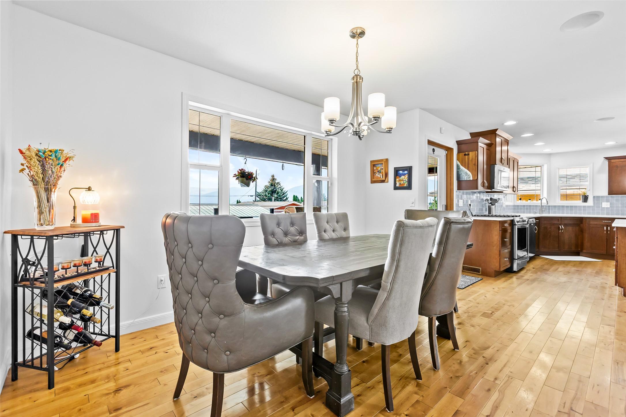 1901 Alder Street, Creston, BC - Indoor Photo Showing Dining Room