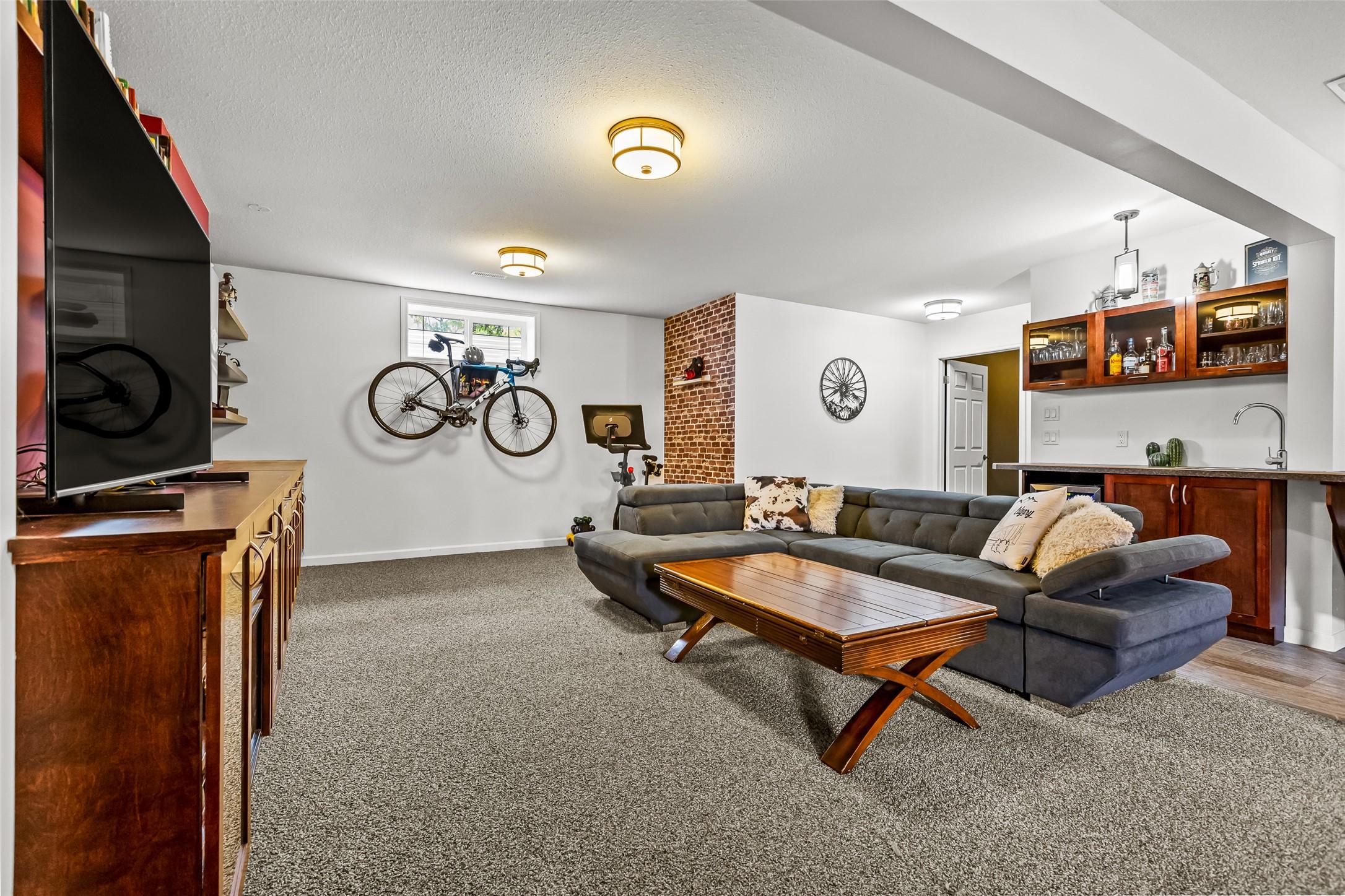 1901 Alder Street, Creston, BC - Indoor Photo Showing Other Room