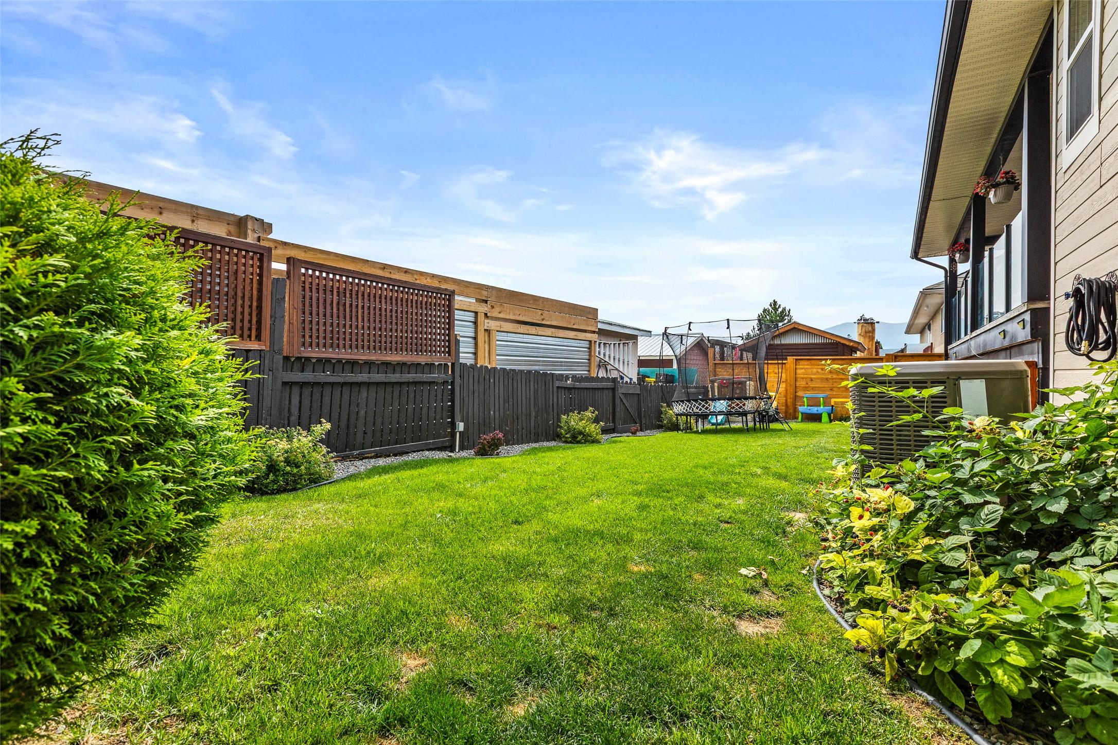 1901 Alder Street, Creston, BC - Outdoor